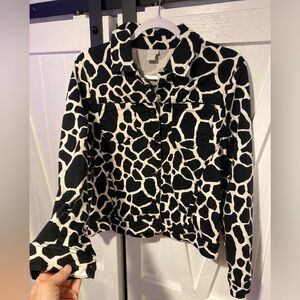 Chico’s giraffe print cotton jacket  size S/M
